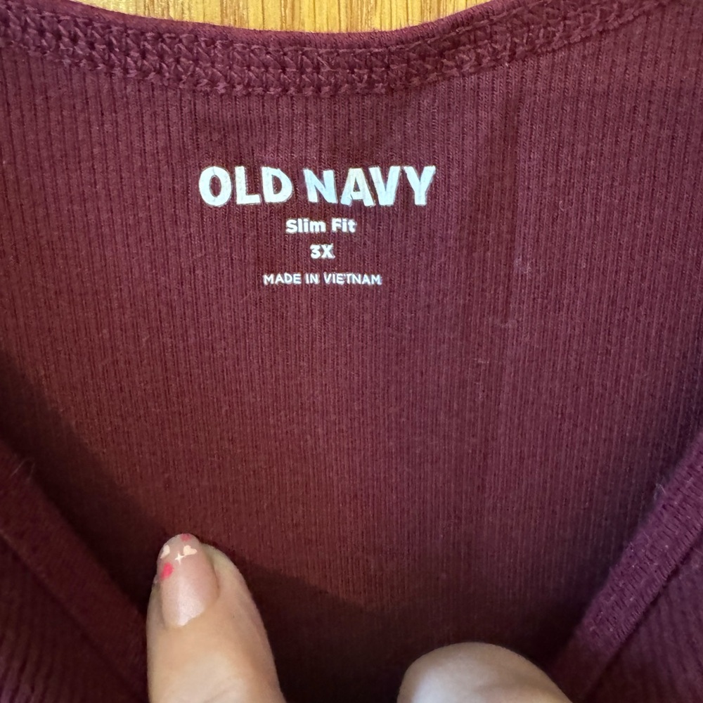 Old Navy Women's Burgundy Tank Top - Picture 2 of 3